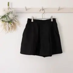 美品 グレイル 【S】 タック入りショートパンツ ノームコア