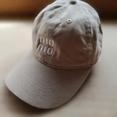 alo yoga ベースボールキャップ ベージュ