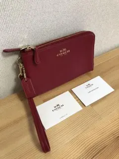 COACH レザー 赤 ポーチ ダブルファスナー　財布