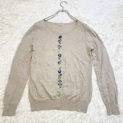 Anatelier アナトリエ 花柄刺繍 長袖カーディガン ベージュ サイズ38のサムネイル