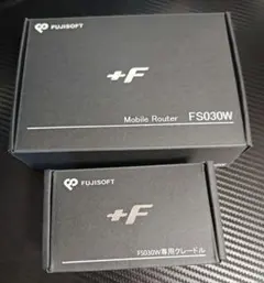 【美品】FUJISOFT FS030W モバイルルーター＋専用クレードル