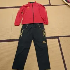 Item thumbnail for item beae32b6-0df0-414c-86c1-b1ab7586e5a1