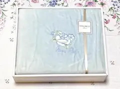 2025年最新】ニナリッチ 毛布の人気アイテム - メルカリ