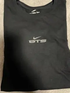M BTS Nike 韓国 Tシャツ ARIRANG ナイキ 黒 - メルカリ