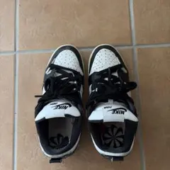 NIKE DUNK LOW ブラック ホワイト スニーカー