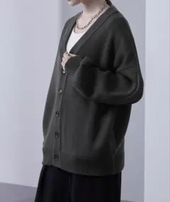 グレー カーディガン オーバーサイズ