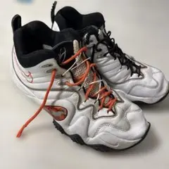 バスケットボールシューズ バスケットボール