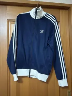 adidas ネイビー トラックジャケット