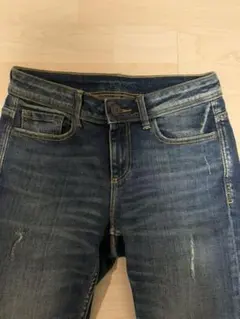 ZARAダメージ　デニム ジーンズ