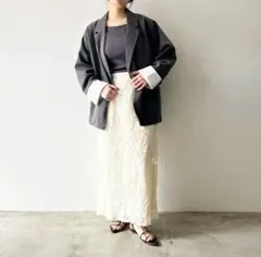 新品・FREE/刺繍チュールストレートスカート