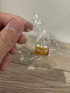 なっちゃん　コップ　キーホルダー