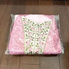 j*j様 ディズニーストア 眠れる森の美女 オーロラ姫 バラ刺繍 ピンクエプロンのサムネイル