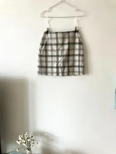 【今月中処分】 【UNIQLO】ピンクベージュ グレー チェック柄 ミニスカート