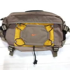 NIKE ボディバッグ 2way