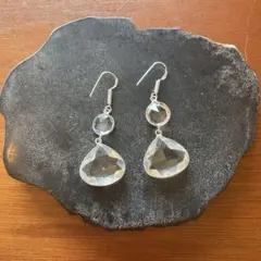 ピアス☆宝石質 ロシア産フェナカイト原石_220995 ピアス☆宝石質 ロシア産フェナカイト原石_220995 - メルカリ