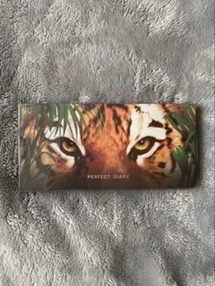 PERFECT DIARY アイシャドウパレット　02 TIGER