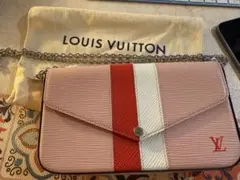 ルイヴィトン エピ ポシェットフェリシー 　エピレザー バッグ