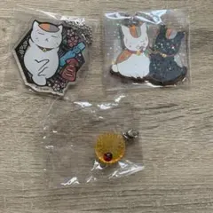 ニャンコ先生アクリルキーホルダー2個セット＋オマケ付き