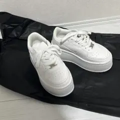 厚底スニーカー 23.5