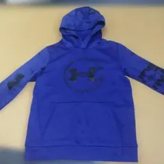 アンダーアーマー　ジュニアパーカー150センチYLG美品