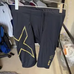2XUのランニングタイツ