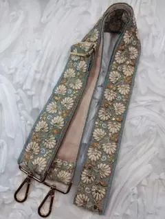 特価B-15インド刺繍リボン※ショルダーストラップ　スマホストラップ　送料込み