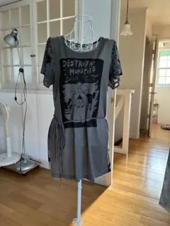 ヒステリックグラマー半袖 チュニックTシャツのサムネイル