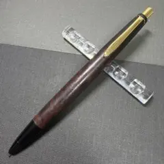 Item thumbnail for item 4356f8b3-ae9e-4ac0-9469-55be16a92b02