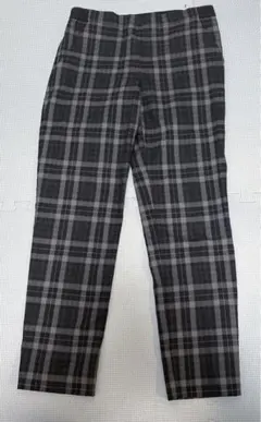 【ユニクロ】黒チェックズボン