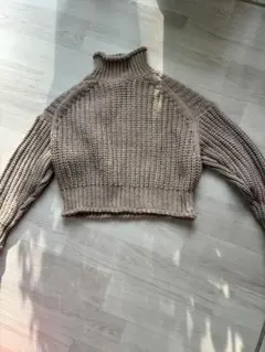 H&M ベージュ タートルネック ニット S
