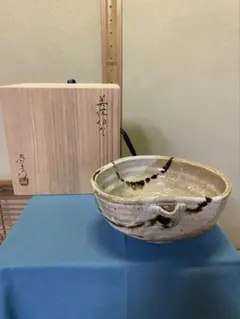 李氏朝鮮時代　李朝白磁　径約17.1cm　碗 茶碗　鉢　菓子鉢　茶道具　古箱附属 李氏朝鮮時代 李朝白磁 径約17.1cm 碗 茶碗 鉢 菓子鉢 茶道具 古