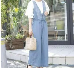 アーバンリサーチサニーレーベル　クロス刺繍デニムサロペット　デニムサロペット