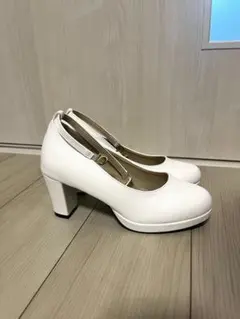 ヒール　ホワイト　23.5cm
