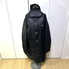 未使用✨アシックスasics ロングベンチコート ブラック　黒　防寒　刺繍 アシックス ASICS メンズ ベンチコート 中わたロングコート 2031F180