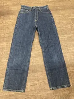 GU ストレートレッグデニム ダークブルー