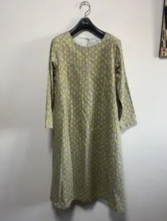 Item thumbnail for item 0e435c38-fd88-4fd2-abc9-4e3f852c4378