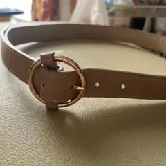 ベージュ 合成皮革 ラウンドバックル ベルト