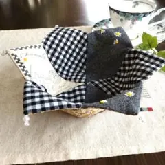 Item thumbnail for item 9620ee2a-23ae-422a-9cdf-3fdb2b5b038e