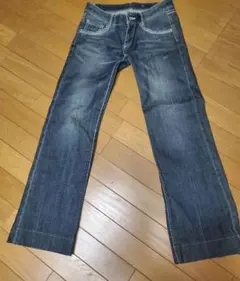 ラエフ　ブーツカットデニム・ ダークブルー　Ｍ