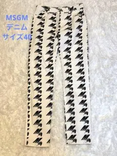 Item thumbnail for item 97cc73f2-21cb-4e83-8ca0-61a7de015e95