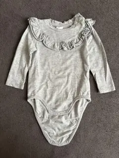 H&M フリル付きロンパース グレー 6m-9m