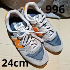 New Balance 996