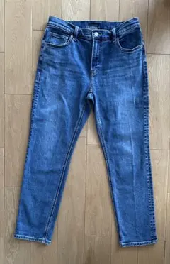 ユニクロ スリム ストレート ミドルジーンズ レディース　27インチ