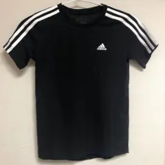 adidas★ブラック★Tシャツ★ストライプ★１４０cm