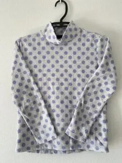 【美品】ユニクロ　タートル　フリース　長袖　１４０　パープル水玉　可愛い キッズ