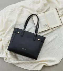 サマンサベガ ベルト金具A4トートバッグ