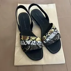 ZARA サンダル　37