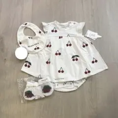 【新品未使用】gelato piqueチェリーモチーフbabyロンパースセット