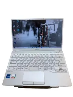 【美品】富士通 LIFEBOOK UH08/E3 Core i5-1135G7のサムネイル