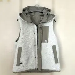 みさみ様専用　gym master リバーシブルベージュフリース ベスト男女兼用